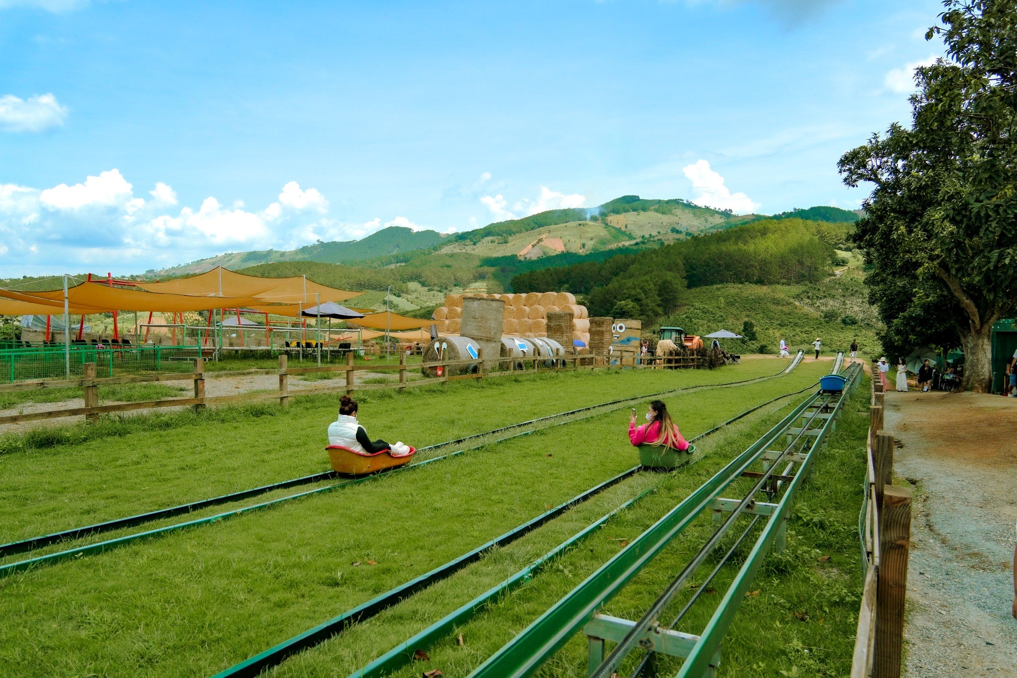 ĐỊA ĐIỂM VUI CHƠI