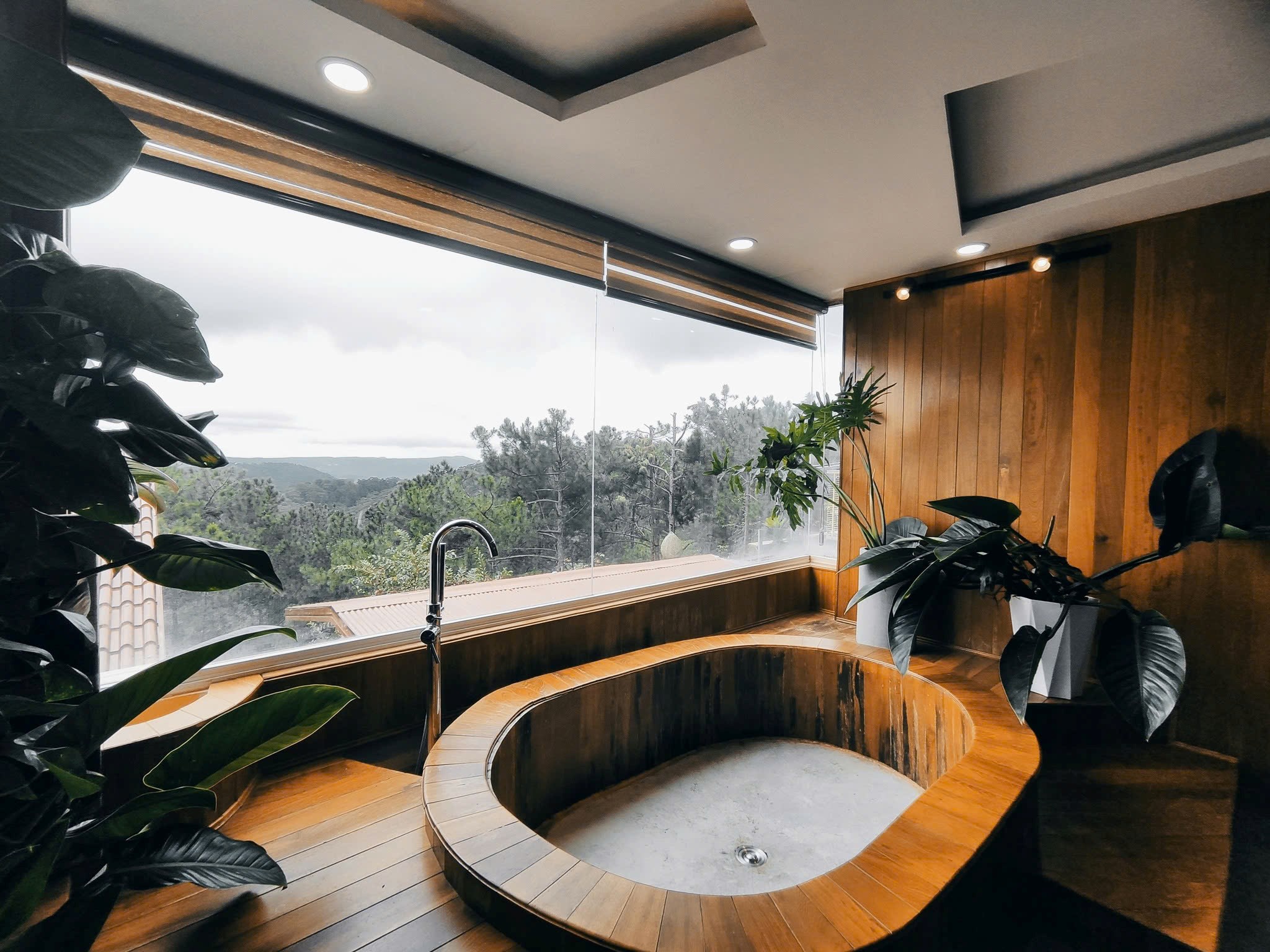 Dịch vụ lưu trú