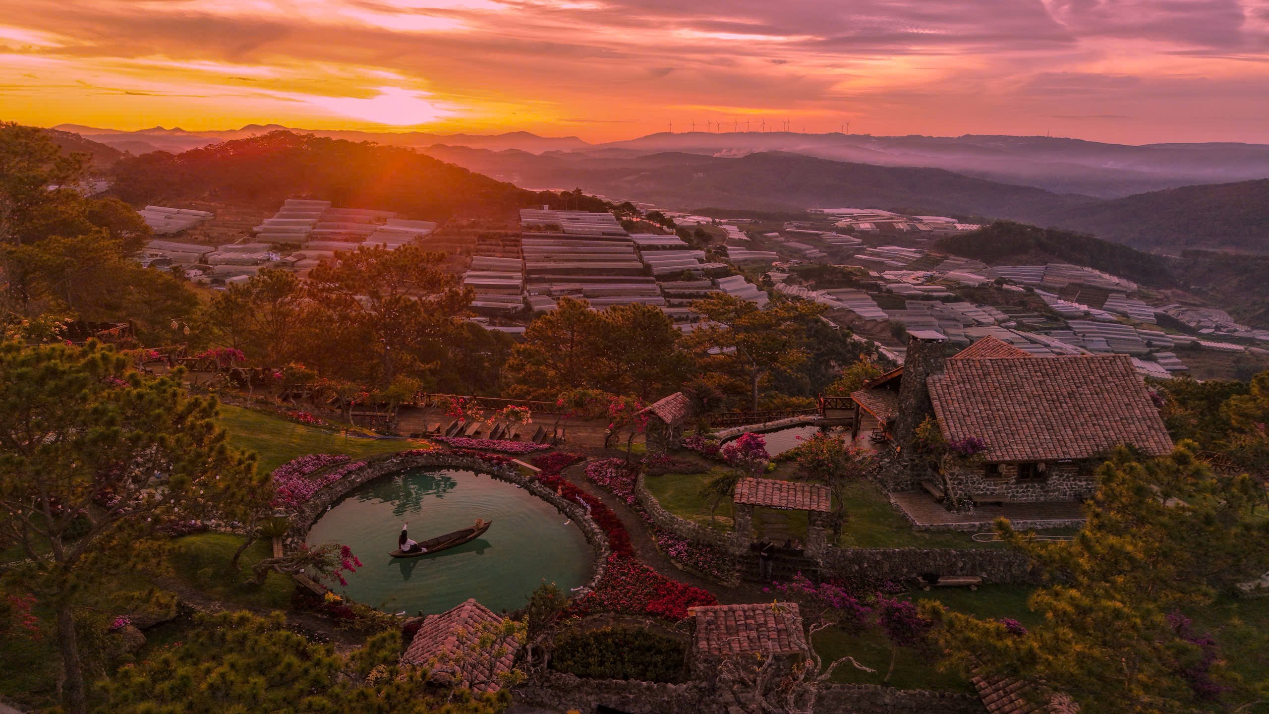 Lạc Hư Cổ Trấn